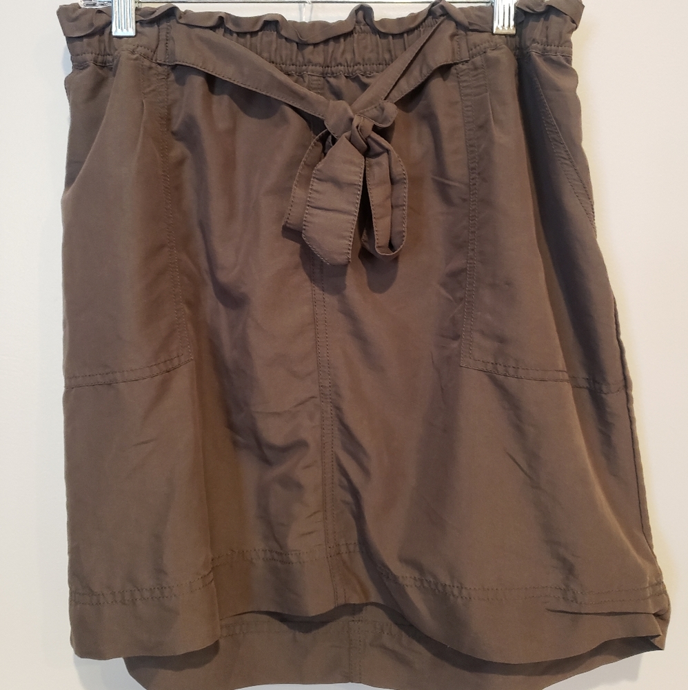 Ladies Skirt